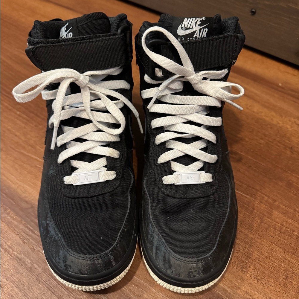 Nike Air Force 1 High-Top Sneakers